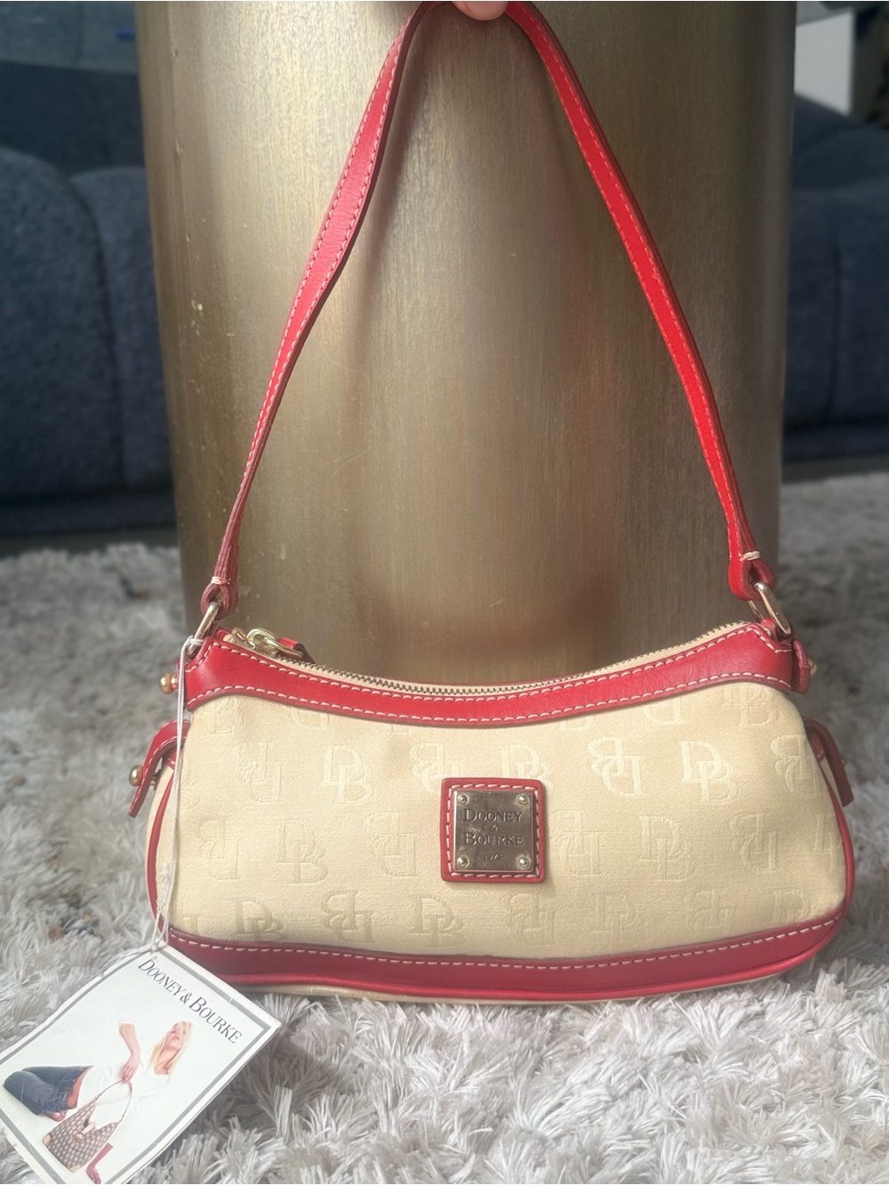 DOONEY & BOURKE NWT VINTAGE CREAM & RED SHOULDER BAG
